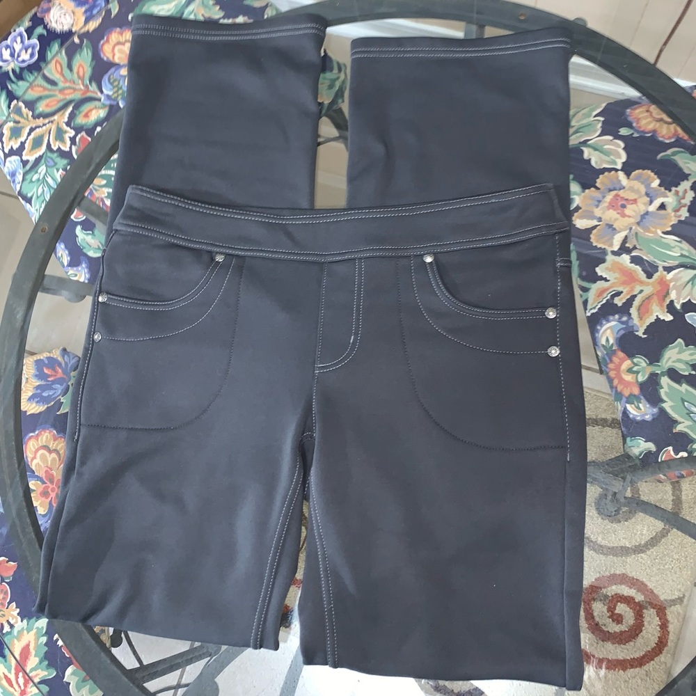 Athleta pull on pants